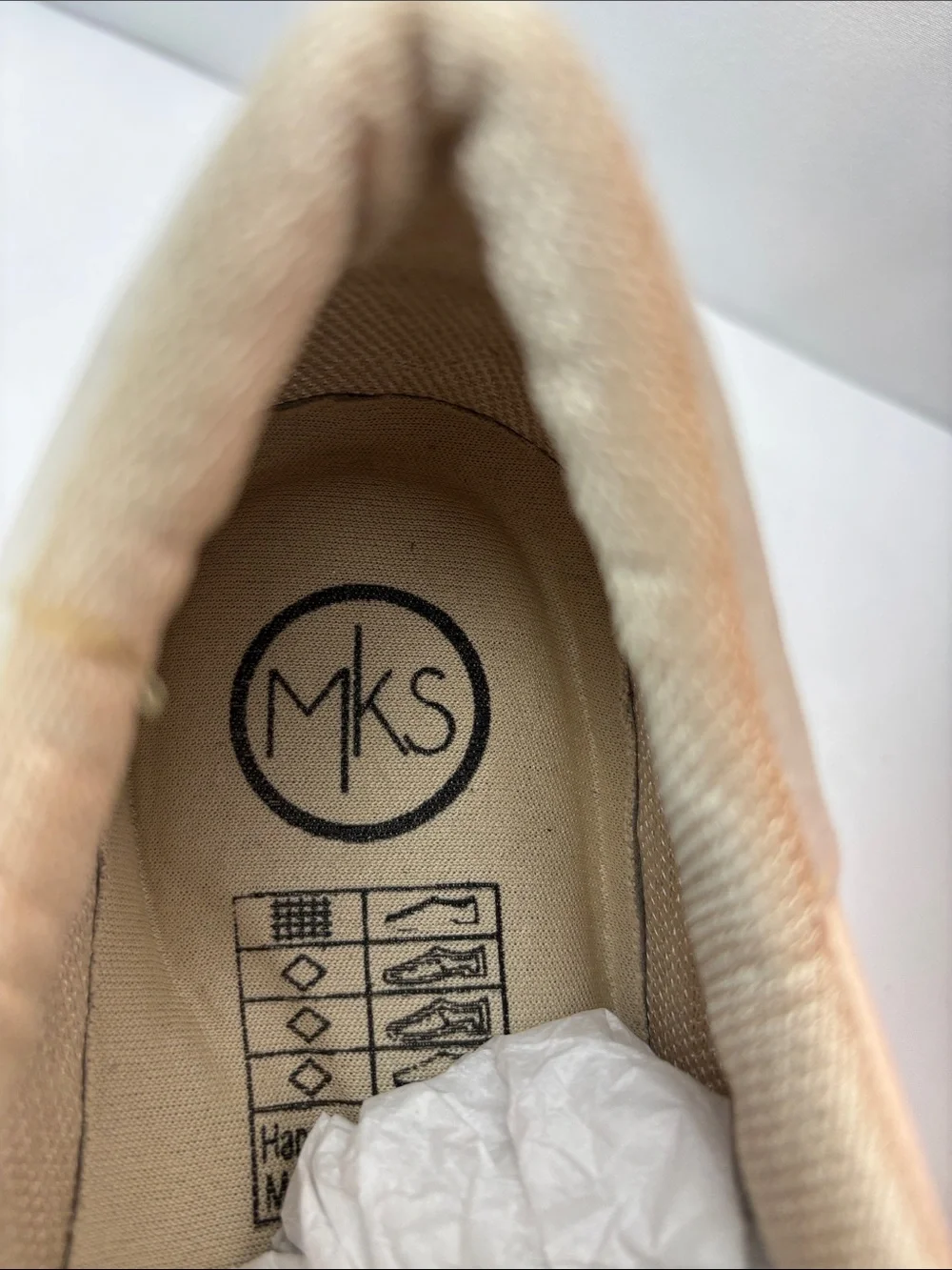 MKS Women’s 9 Cream‎ & Gold Metallic SnakeSkin Low-Top Sneakers #499